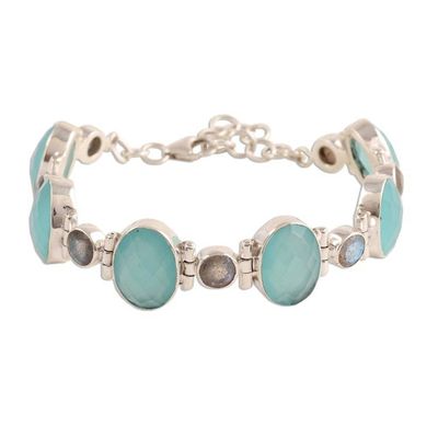 Alternate image for 26-Carat Chalcedony and Labradorite Link Bracelet from India Fabulous Alliance