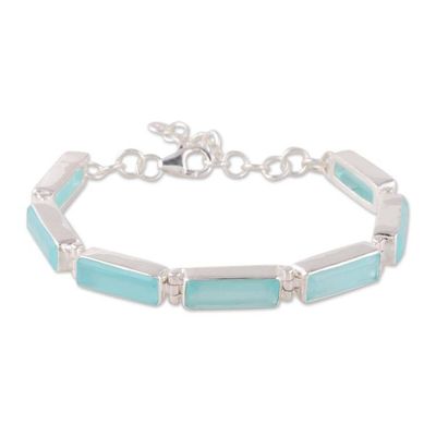 Alternate image for 14-Carat Blue Chalcedony Link Bracelet from India Fascinating Blue