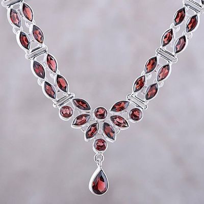 Alternate image for 17-Carat Garnet Pendant Necklace from India Evening in Delhi