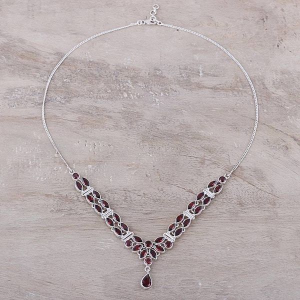 Alternate image for 17-Carat Garnet Pendant Necklace from India Evening in Delhi