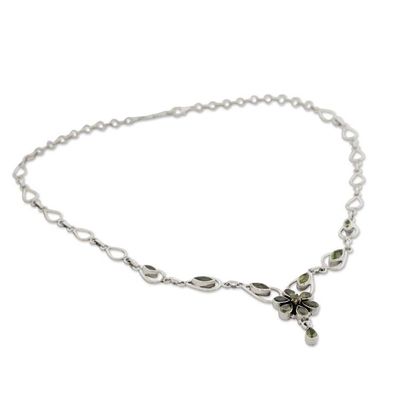 Alternate image for Peridot Necklace 11.5 Cts Sterling Silver India Jewelry Floral Lady