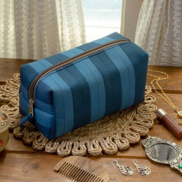 Alternate image for Blue-Palette Striped 100 Cotton Toiletry Case with Zipper Refreshing Habits