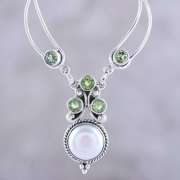 Alternate image for Cultured Pearl and Peridot Pendant Necklace from India Radiant Princess