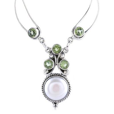 Alternate image for Cultured Pearl and Peridot Pendant Necklace from India Radiant Princess