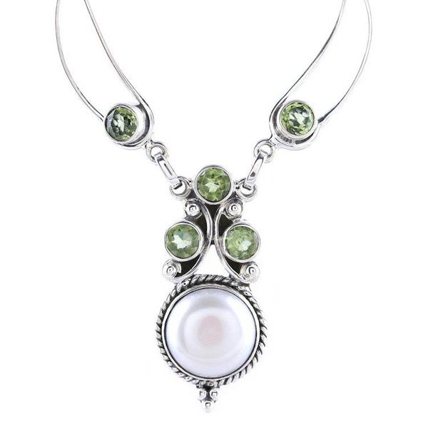 Alternate image for Cultured Pearl and Peridot Pendant Necklace from India Radiant Princess