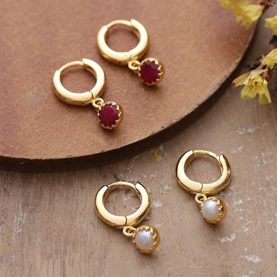 Alternate image for Set of 2 Gold-Plated Dangle Earrings with Ruby or Pearls Romance  Sea