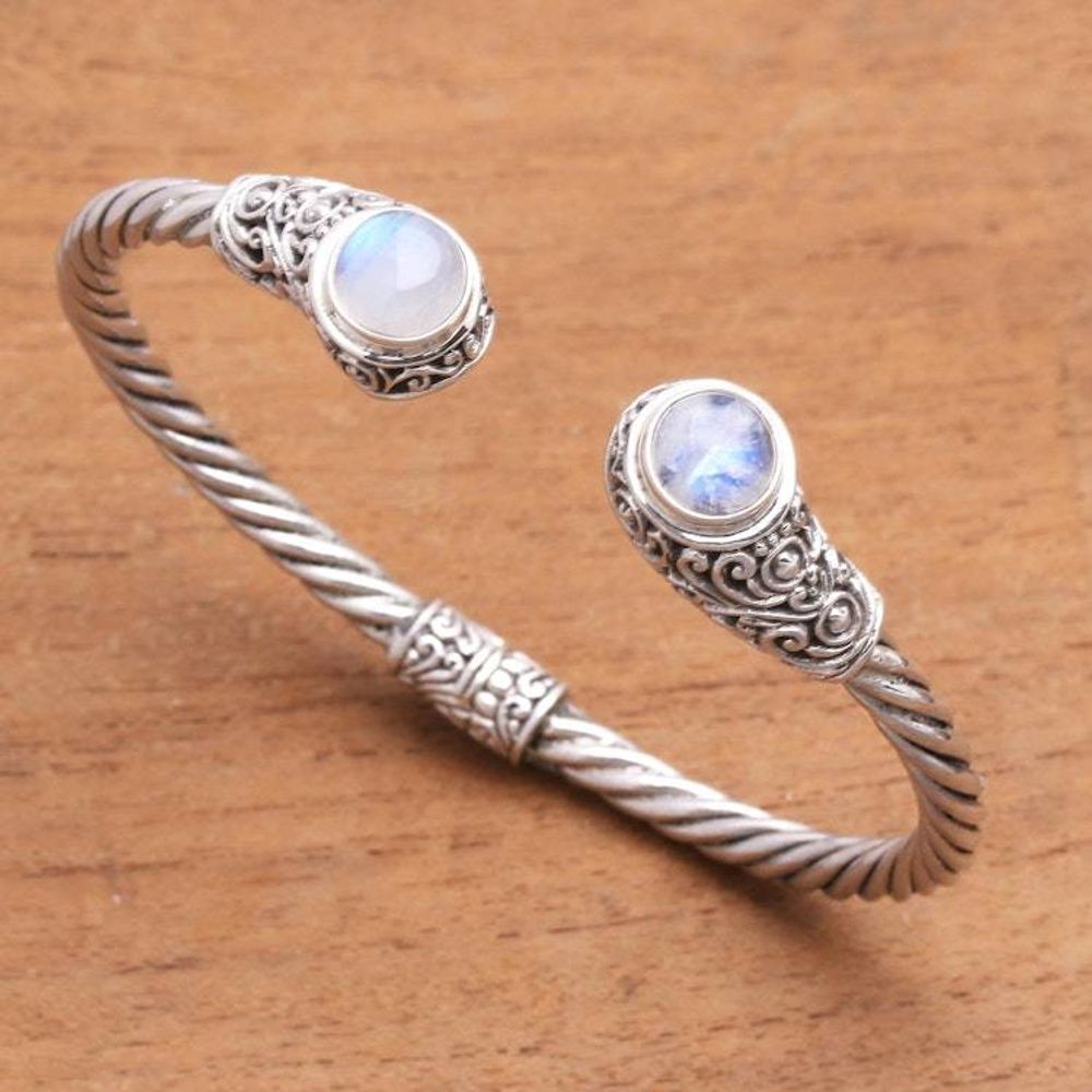 Main item image