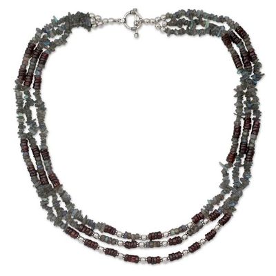 Alternate image for Labradorite and garnet beaded bracelet Fire and Mist