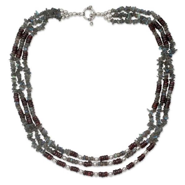 Alternate image for Labradorite and garnet beaded bracelet Fire and Mist
