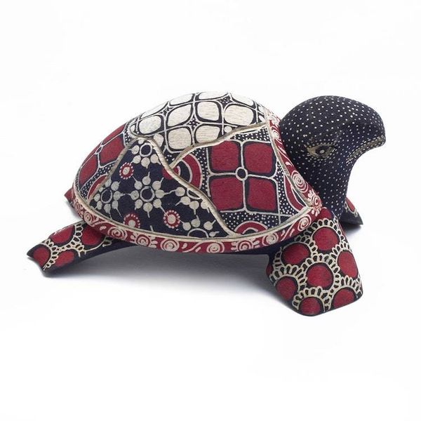 Alternate image for Folk Art-Themed Batik Pule Wood Turtle Jewelry Box in Red Wise Red Secrets