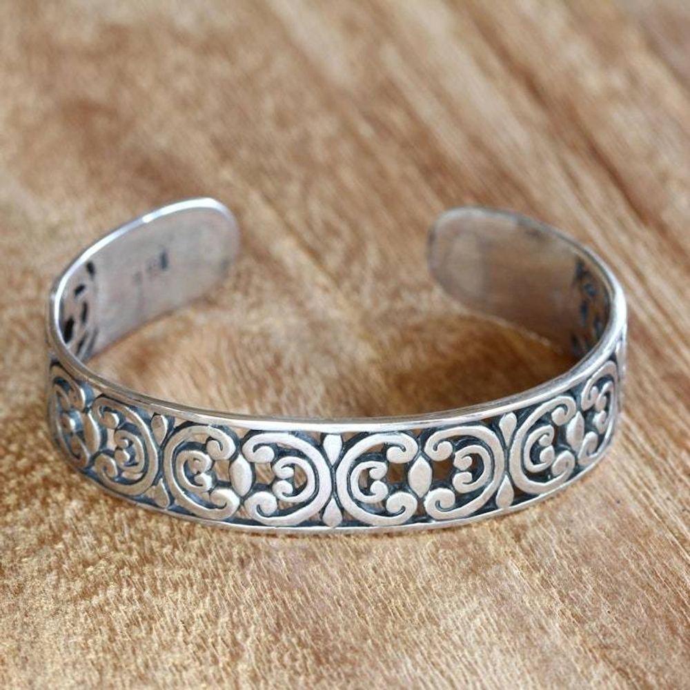 Main item image