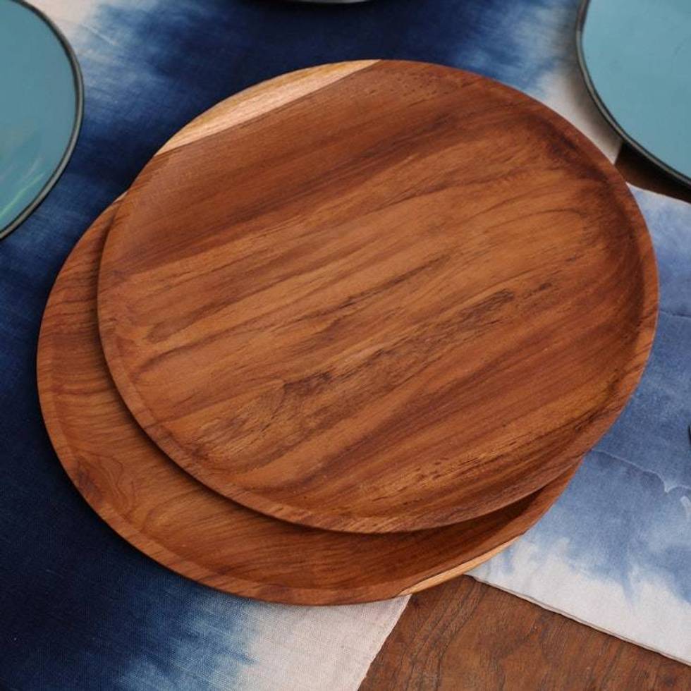 Handmade Natural Teak Wood Plates from Bali 14 Ine, Pair 'Natural Appetite'