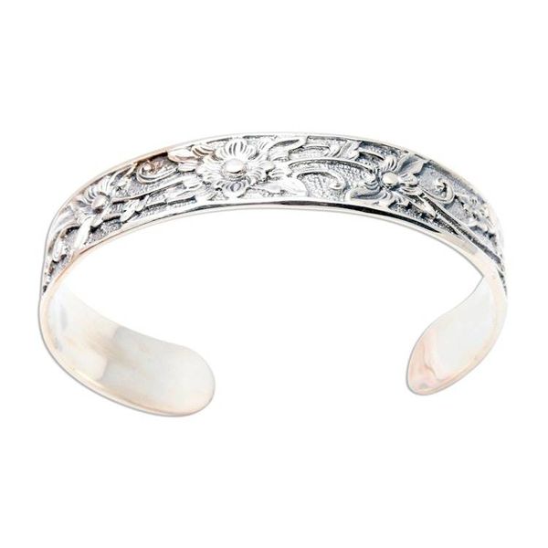 Alternate image for Bracelet Balinese Blossoms