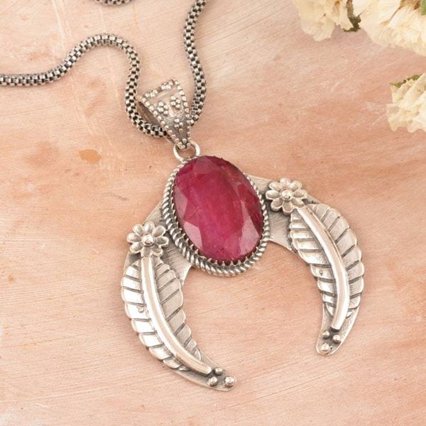 Alternate image for 14-Carat Ruby Pendant Necklace Treasure Garden