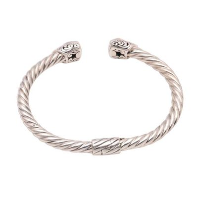 Alternate image for 5.5-Carat Trillion Blue Topaz Cuff Bracelet from Bali Amazing Bali