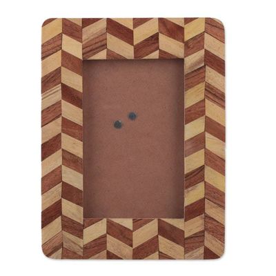 Alternate image for Chevron-Patterned Handmade 4x6 Wood and Glass Photo Frame Chevron Times