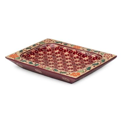 Alternate image for Javanese Clover Patterned Crimson Red Pule Wood Catchall Flaming Clover
