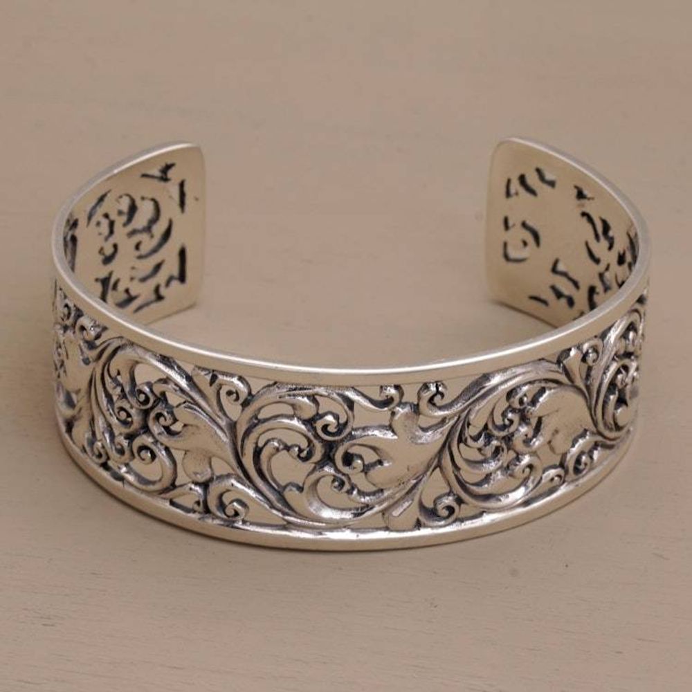 Main item image