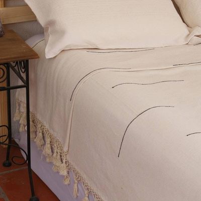 Alternate image for Handwoven Cotton Bedspread in Antique White King Antique White Comfort