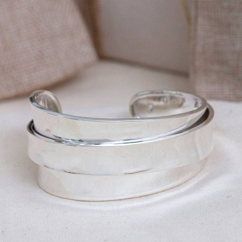 Main item image