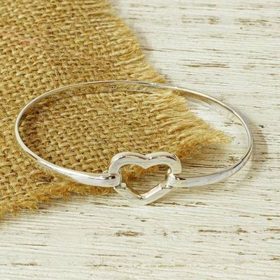 Alternate image for Modern Sterling Silver Heart Bracelet from Taxco Everlasting Heart