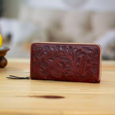 Primary image for Russet Colored Leather Zippered Wallet from Mexico Russet Keeper