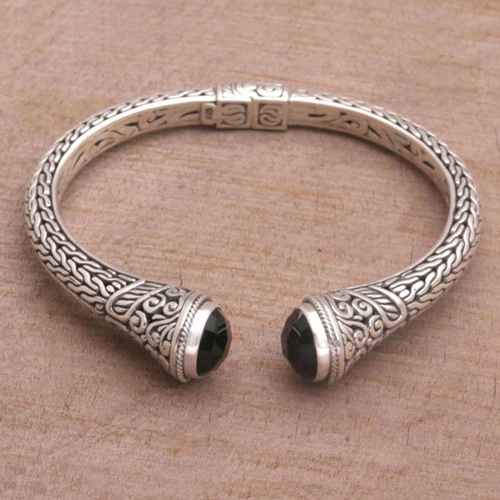 Main item image