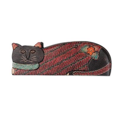 Alternate image for Cat-Themed Foldable Wood Batik Mancala Board Game Set Chilling Cat