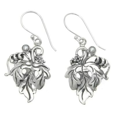 Primary image for Cultured pearl dangle earrings Generous Vineyard
