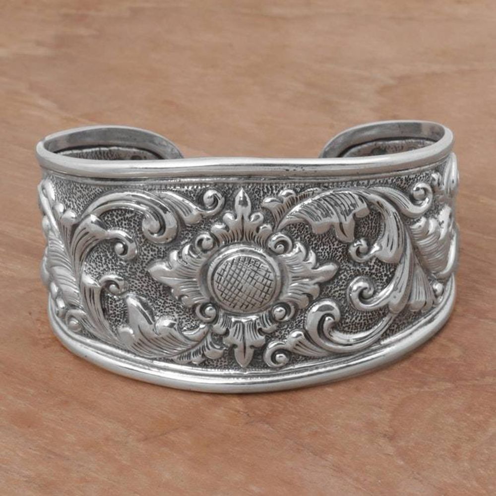 Main item image