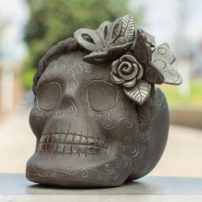 Primary image for Barro Negro Skull Planter Black Butterfly