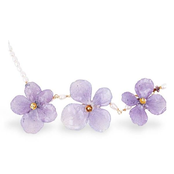 Alternate image for Natural Hydrangea and Cultured Pearl Jewelry Set Hydrangea Treasure