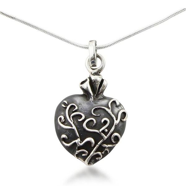 Alternate image for Unique Romantic Sterling Silver Pendant Necklace Living Heart