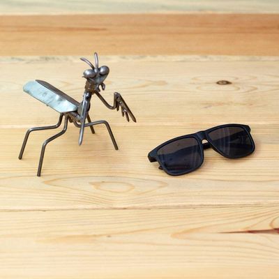 Alternate image for Mantis-Themed Eco-Friendly Modern Recycled Metal Figurine Marvelous Mantis