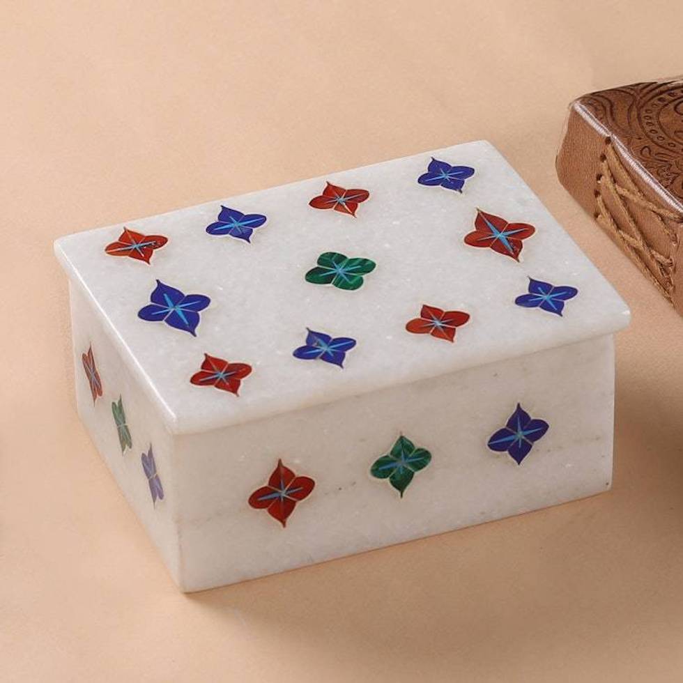 Handmade Indian Marble Jewelry Box with Stone Inlay 'Starry Garden'