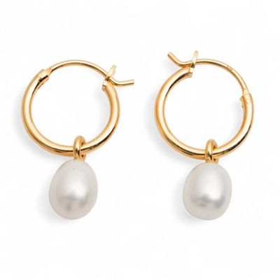 Alternate image for 18k Gold-Plated Hoop Earrings with White Cultured Pearls Charming Luminosity