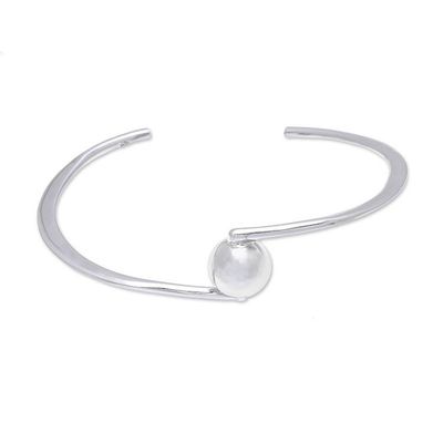 Alternate image for Modern Sterling Silver Pendant Cuff Bracelet from Thailand Wonderful Ball