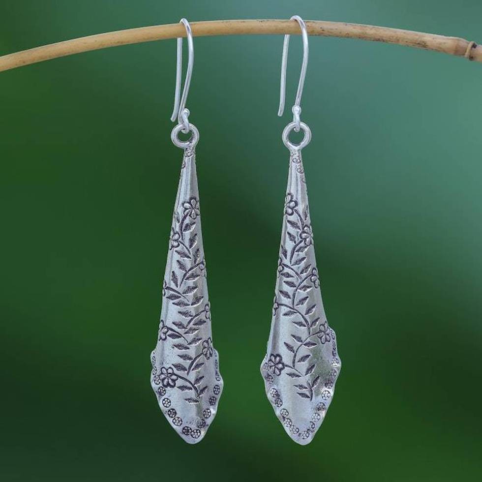 Floral Pattern Karen Silver Dangle Earrings from Thailand 'Dewy Garden'