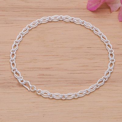 Alternate image for Modern Sterling Silver Link Bracelet in a Matte Finish Rhombus Ties