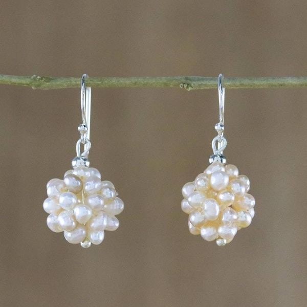 Alternate image for Pearl cluster earrings Snowball