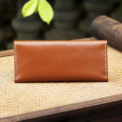 Alternate image for Handcrafted Leather Wallet in Chestnut from Thailand Simple Traveler in Chestnut