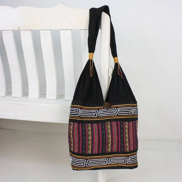 Alternate image for Zigzag Motif Cotton Blend Shoulder Bag from Thailand Sophisticated Zigzag