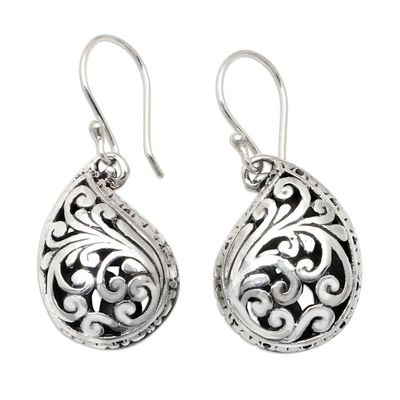 Alternate image for Classic Leafy Sterling Silver Dangle Earrings from Bali Balis Sparkle