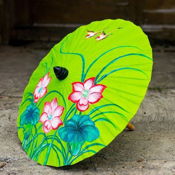 Alternate image for Saa Paper Parasol with Floral Motifs Lily Wonderland