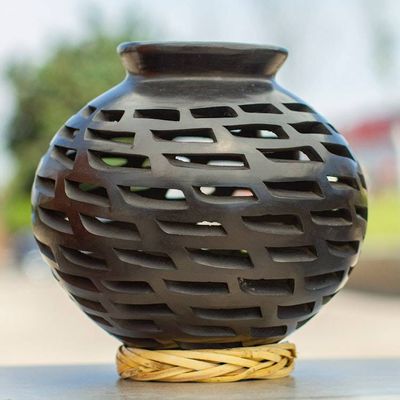 Primary image for Decorative Barro Negro Vase San Bartolo Pride