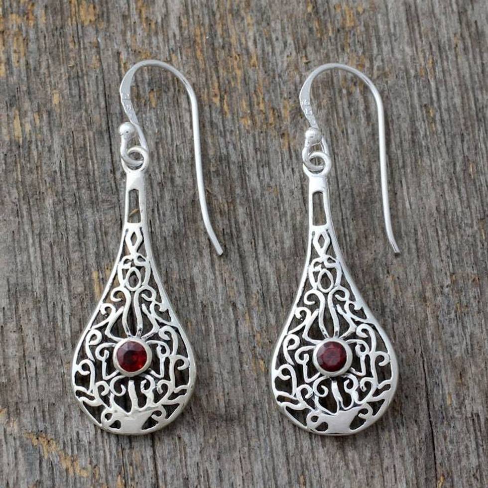 Sterling Silver Openwork Earrings with Garnets 'Scarlet Flames'