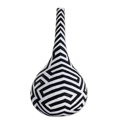 Image for Blakc and White Decorative Vase Acacia Bulb