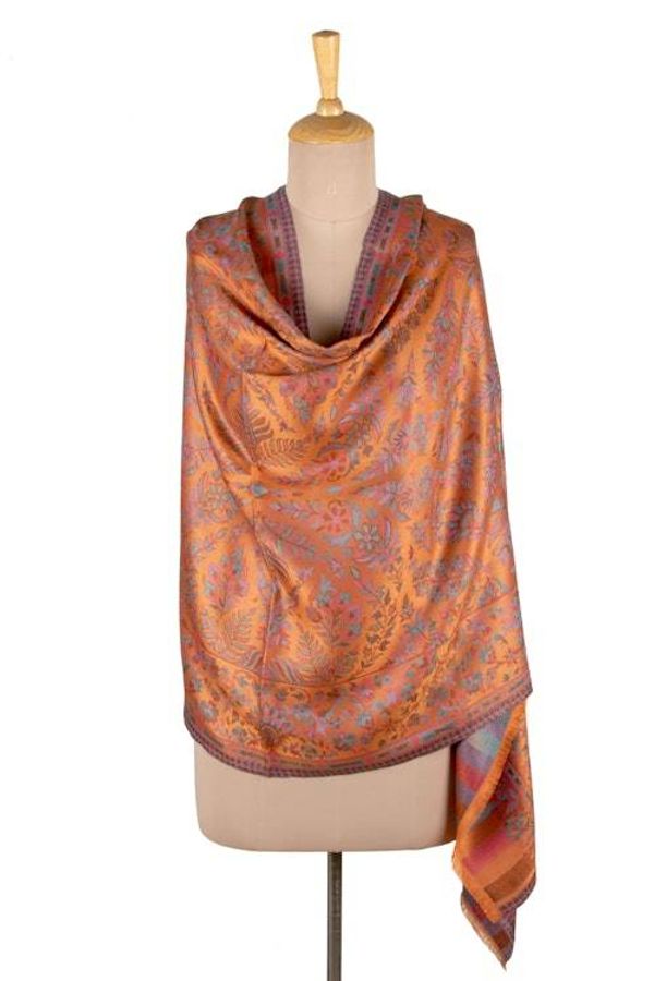 Alternate image for Paisley-Patterned Orange Hue 100 Modal Shawl with Fringes Blooming Epoch