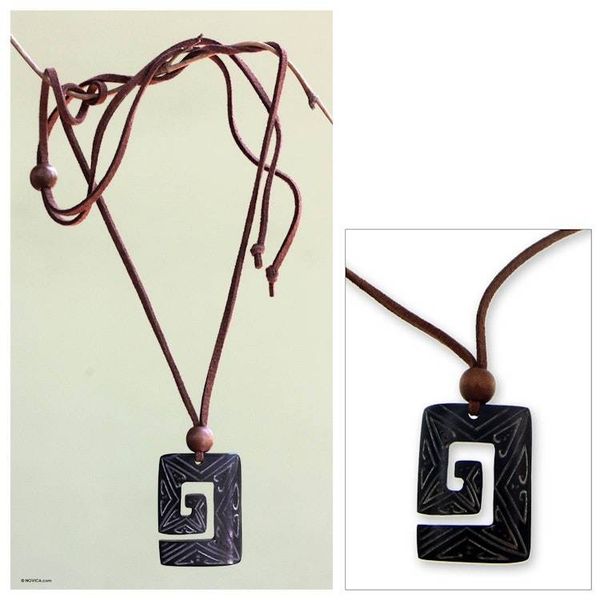 Alternate image for Bone pendant necklace Labyrinth Star