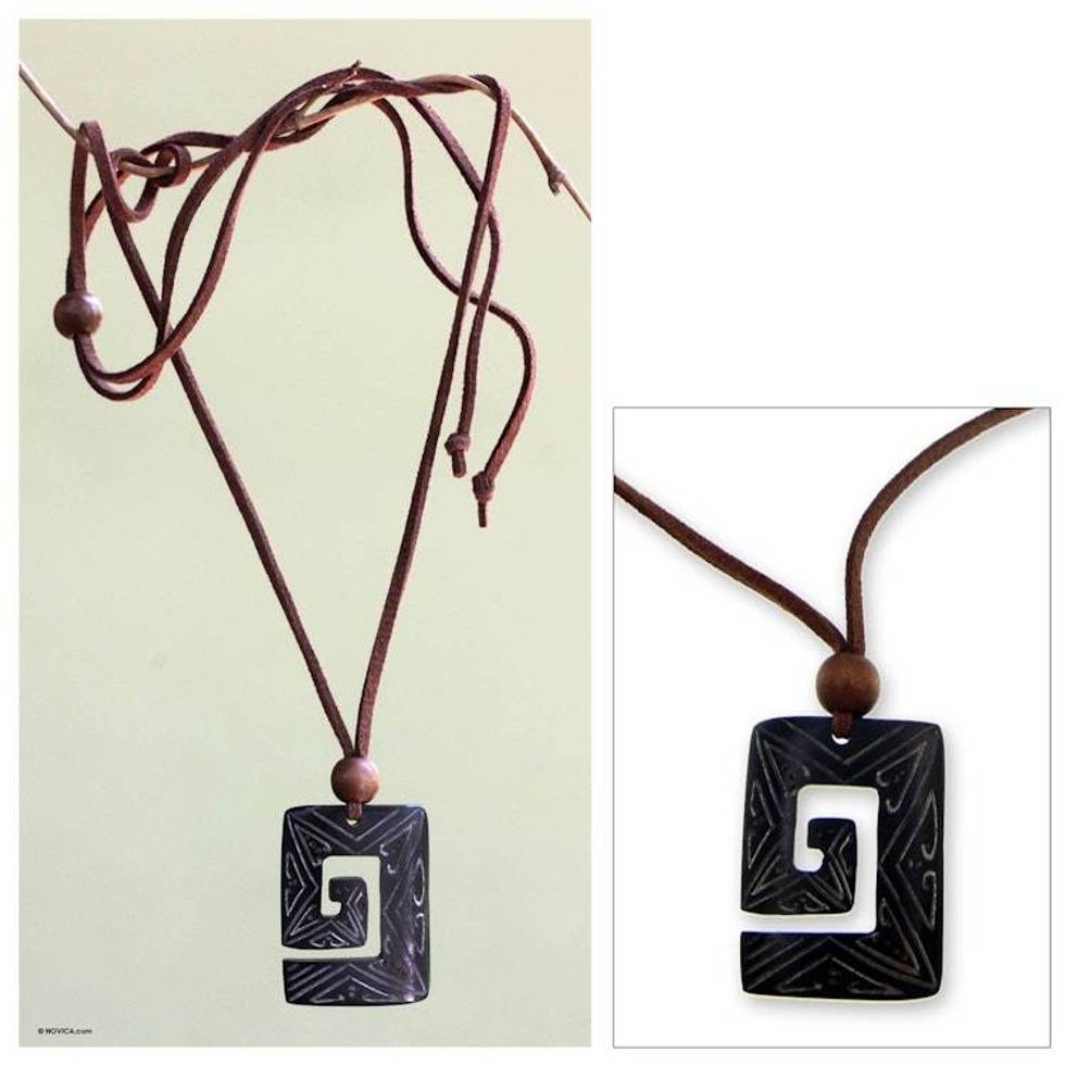 Bone pendant necklace 'Labyrinth Star'